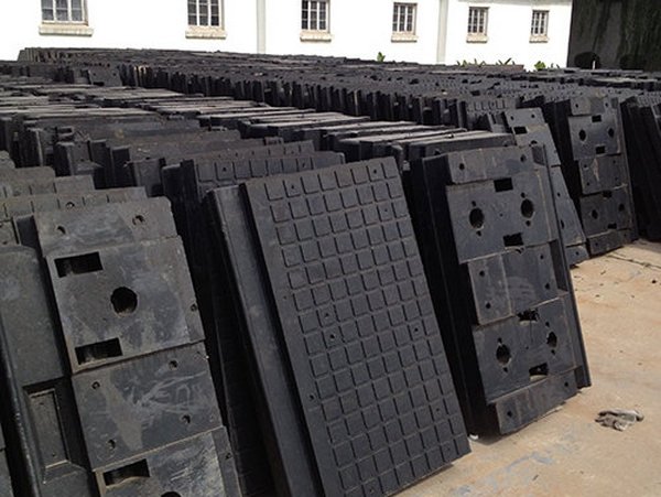 铁路平交道口的结构应随着港口的快速发展