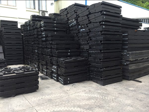 橡胶道口板铺设施工安全措施